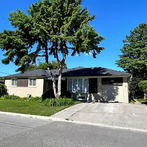 Brand New Lower With Exclusive Bathroom Homestay Toronto