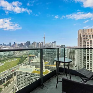 2 Bedroom Waterfront Downtown W/ Free Parking Apartment Toronto